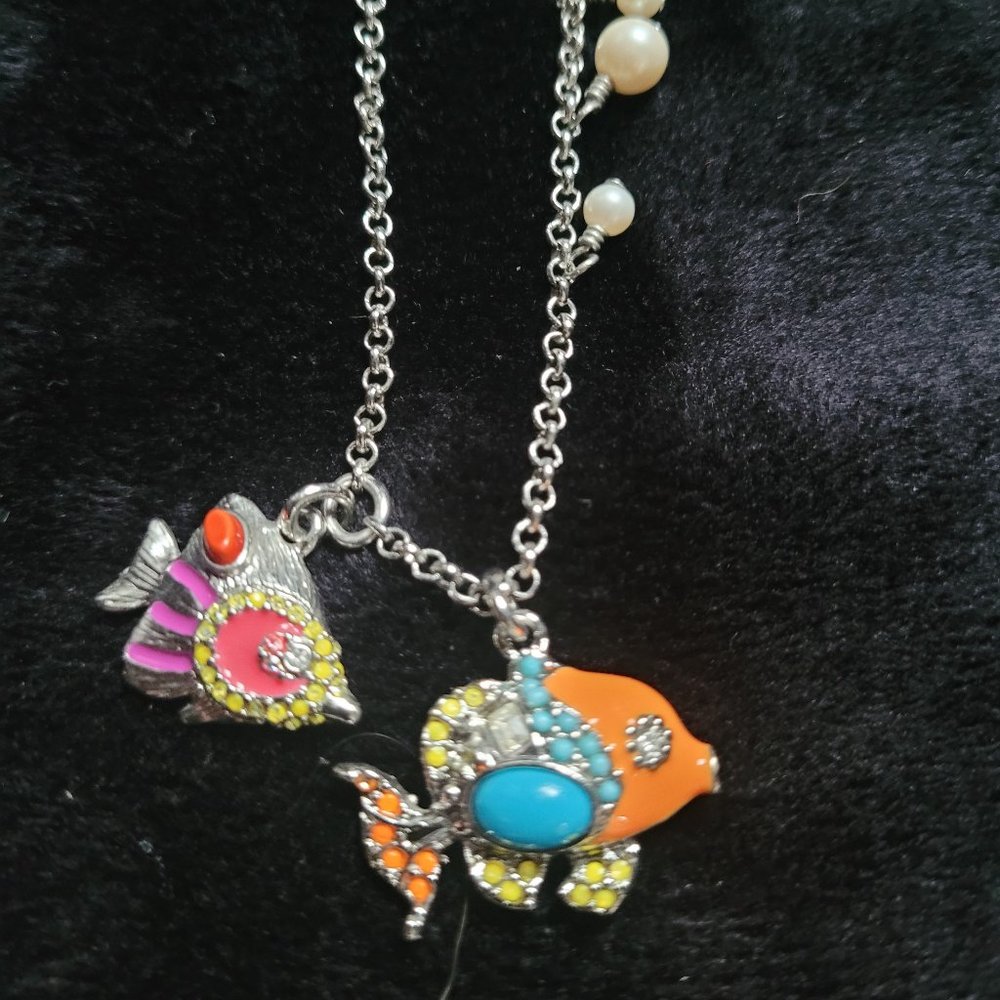 31" Silver Chain Necklace with 2 Fish Pendants